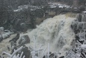 Inglis Falls - Winter Storm